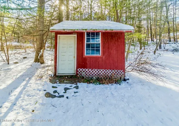 $579,000 | 28 John Carle Road, Saugerties, NY 12477