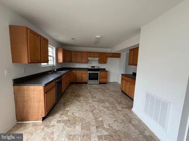 $249,900 | 515 Vaughn Avenue, Greensboro, MD 21639