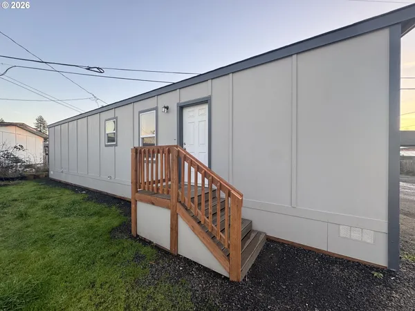 $115,000 | 1085 West 1st Avenue, Unit R, Junction City, OR 97448