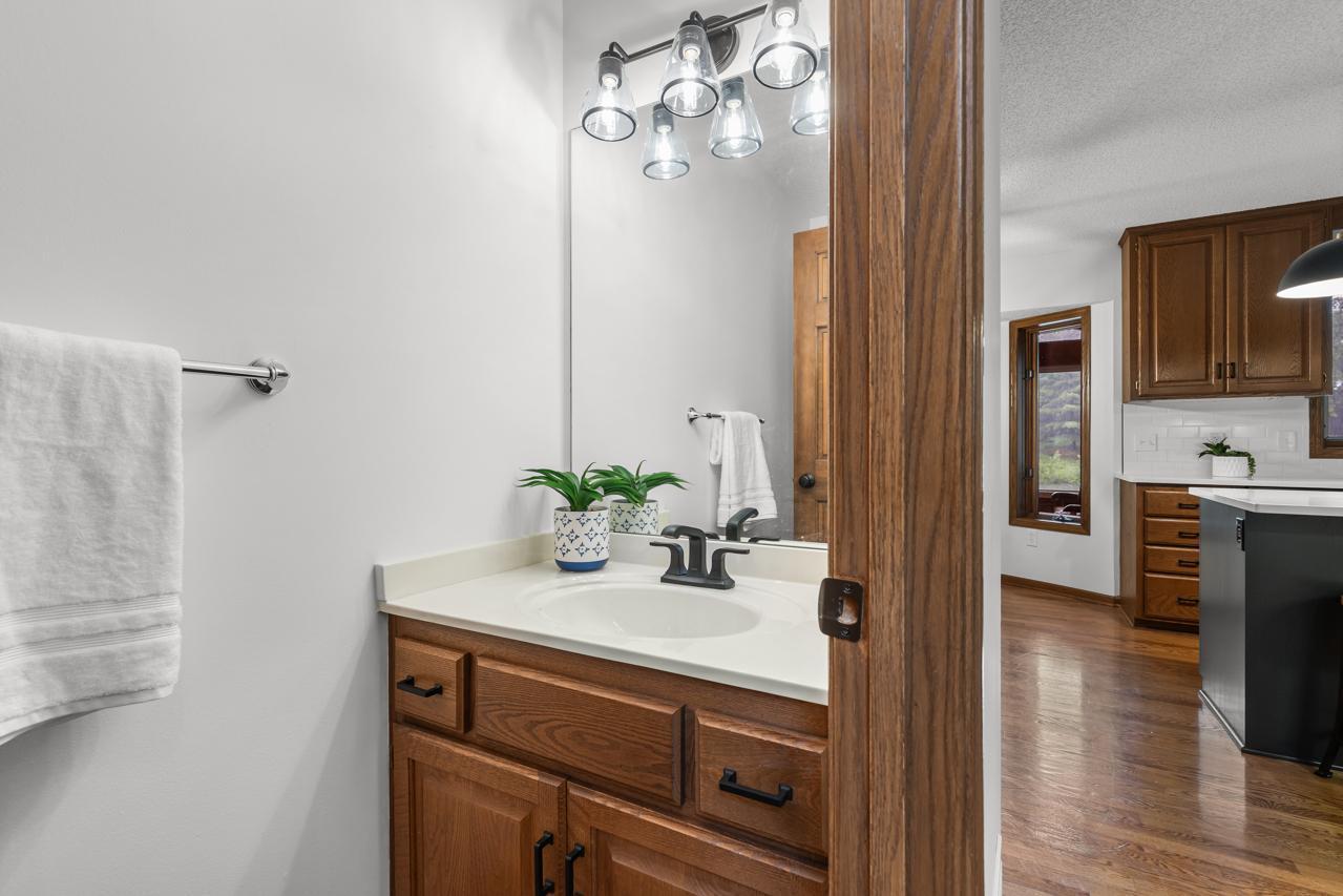 16812 Weston Bay Road Eden Prairie, MN 55347 - Photo 21 of 44 Gallery Image 21