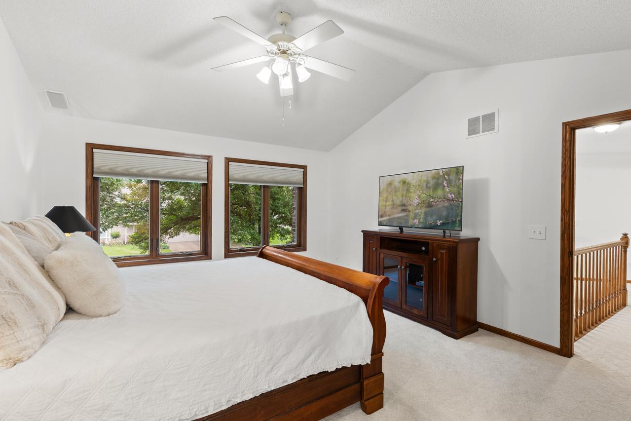 16812 Weston Bay Road Eden Prairie, MN 55347 - Photo 26 of 44 Gallery Image 26