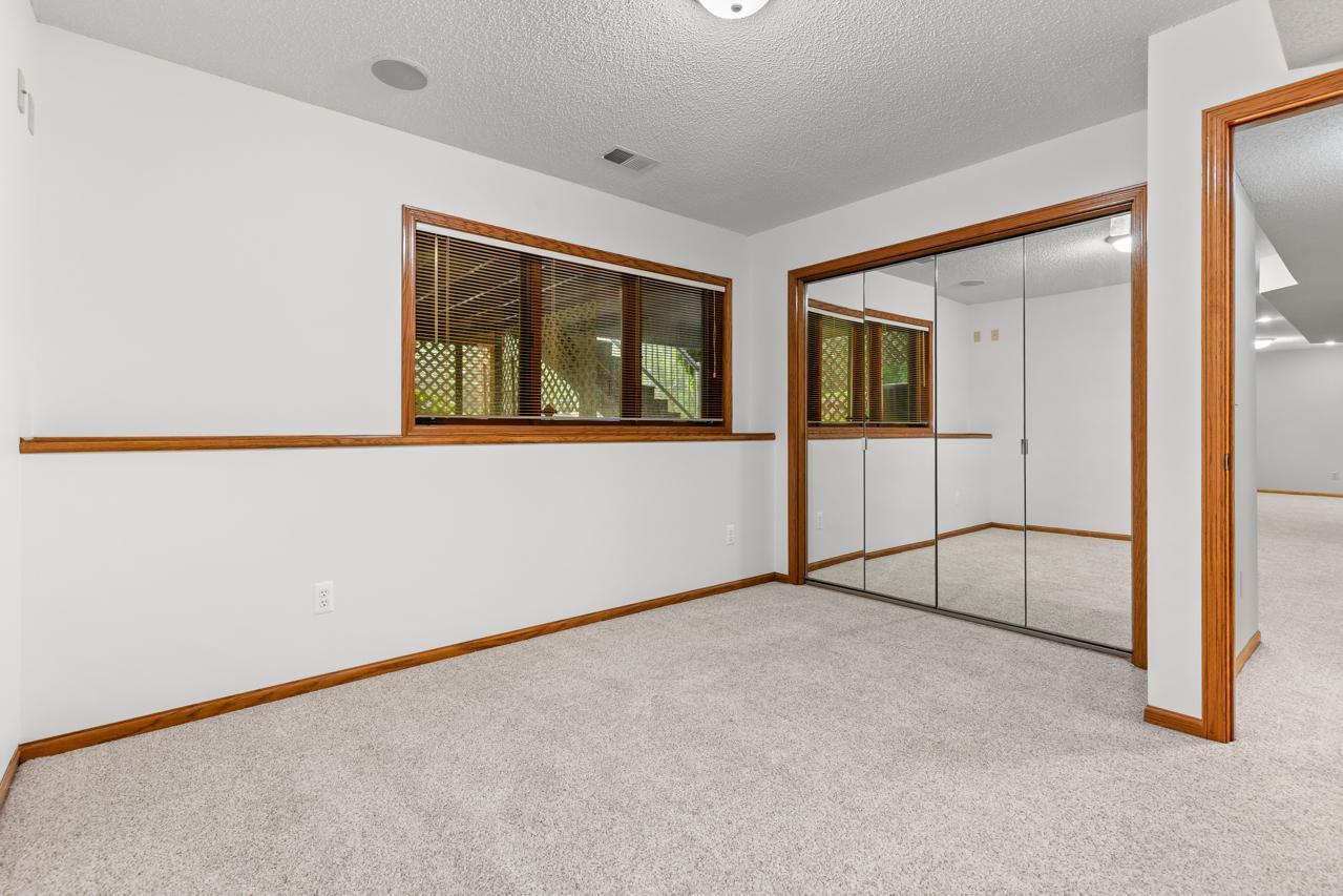 16812 Weston Bay Road Eden Prairie, MN 55347 - Photo 40 of 44 Gallery Image 40