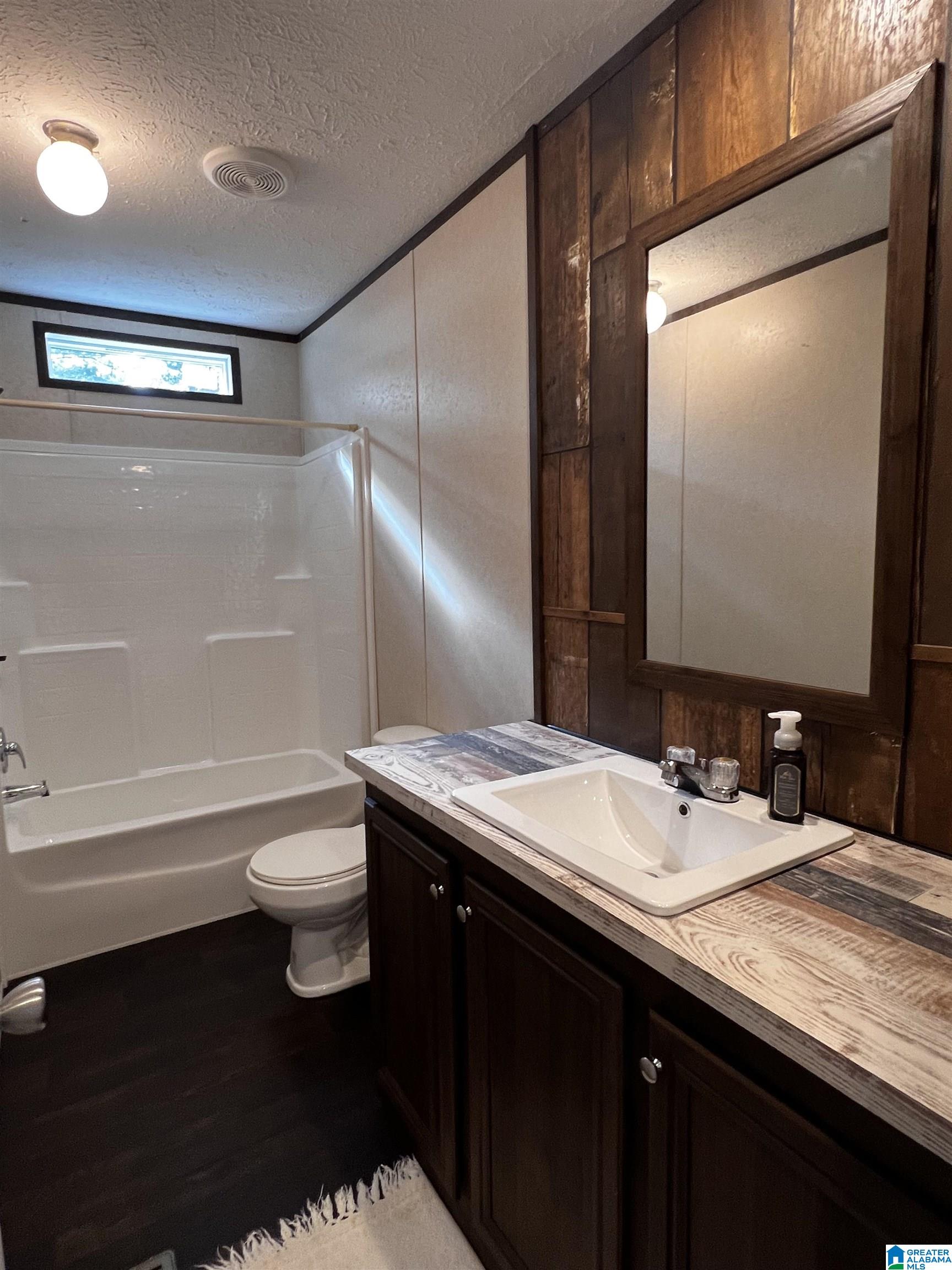 470 England Isle Lincoln, AL 35096 - Photo 15 of 41