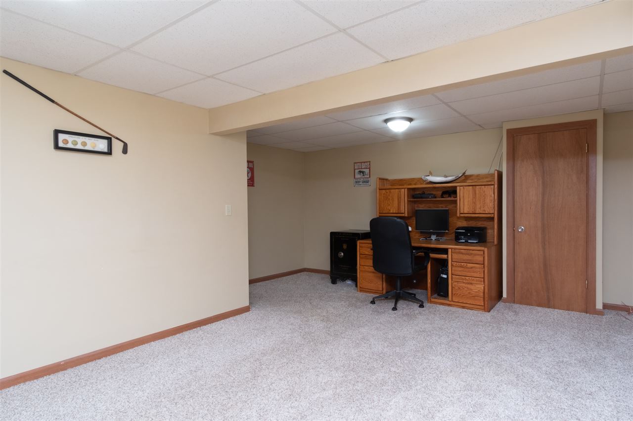 4044 Old Gate Road Rockford, IL 61109 - Photo 14 of 17 Gallery Image 14