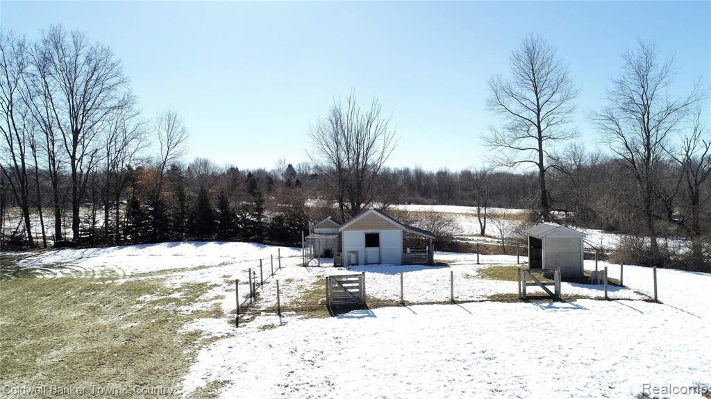 6798 Farley Road Pinckney, MI 48169 - Photo 41 of 47