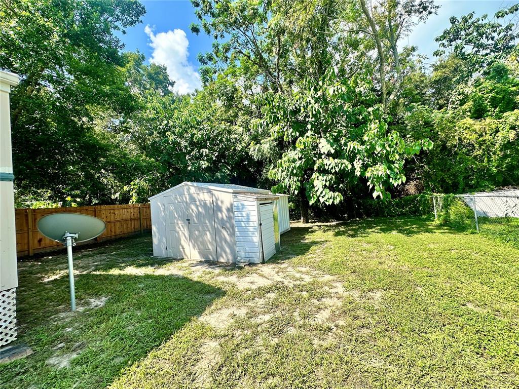 11341 Edison Avenue New Port Richey, FL 34654 - Photo 32 of 37 Gallery Image 32