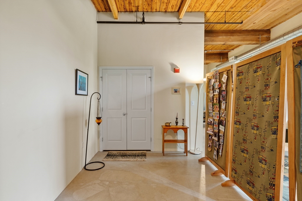 35 Riverwalk Way, Unit R115 Lowell, MA 01854 - Photo 11 of 29