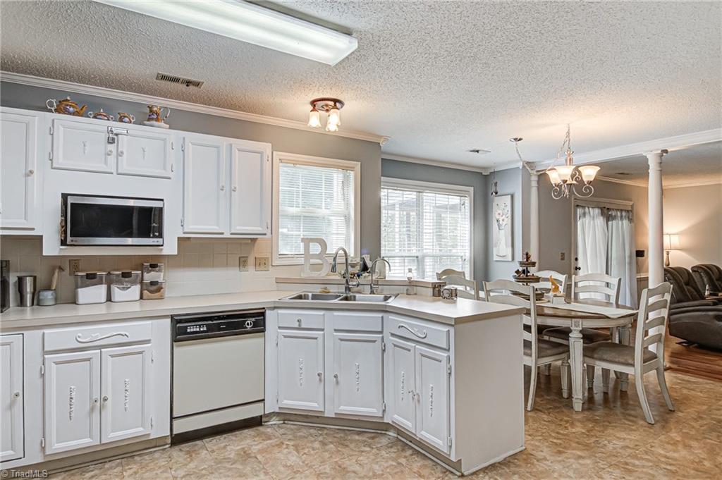 536 Adams Gate Road Winston-Salem, NC 27107 - Photo 10 of 29 Gallery Image 10