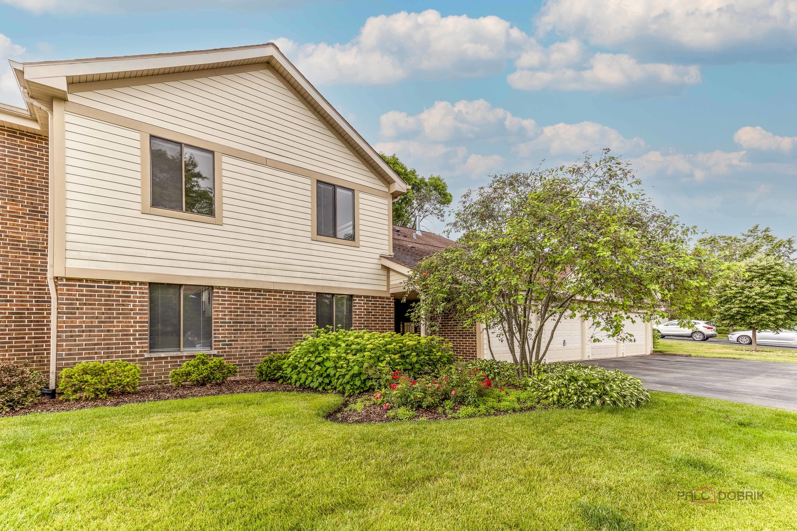 823 Coach Road, Unit 6 Palatine, IL 60074 - Photo 1 of 31