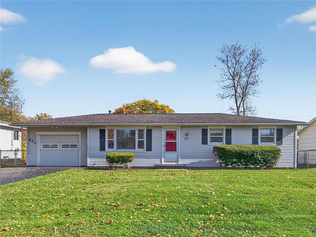 $195,000 | 371 Mt Ridge Circle, Greece, NY 14616
