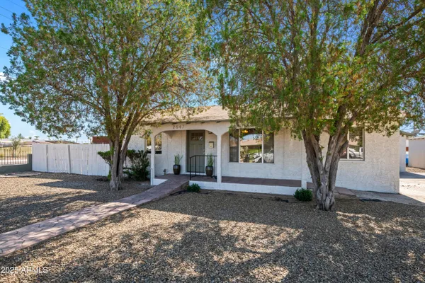 $534,000 | 2647 East Whitton Avenue, Phoenix, AZ 85016
