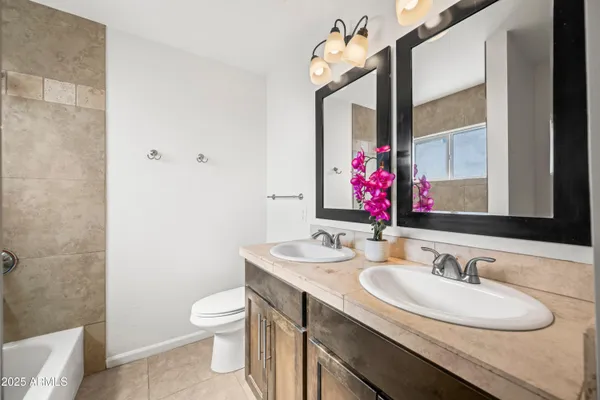 $534,000 | 2647 East Whitton Avenue, Phoenix, AZ 85016