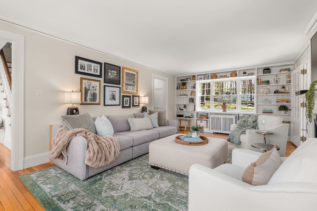 47 Indian Head Road Framingham, MA 01701 - Photo 10 of 36