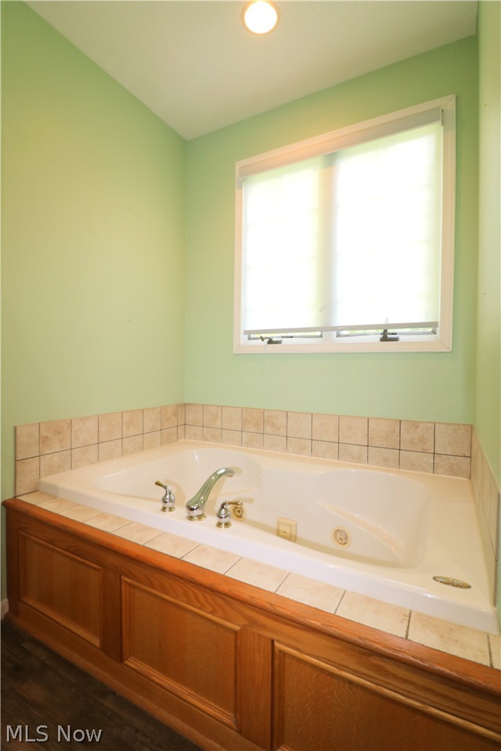 8503 Risden Road Vermilion, OH 44089 - Photo 14 of 44