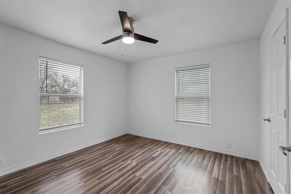 407 North Carter Street Howe, TX 75459 - Photo 11 of 18