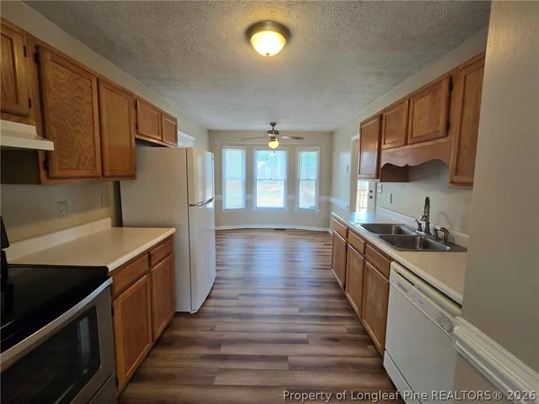 $1,450 | 5707 Lacosta Drive, Hope Mills, NC 28348