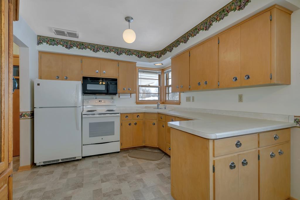 913 1st Street South Cold Spring, MN 56320 - Photo 3 of 21 Gallery Image 3