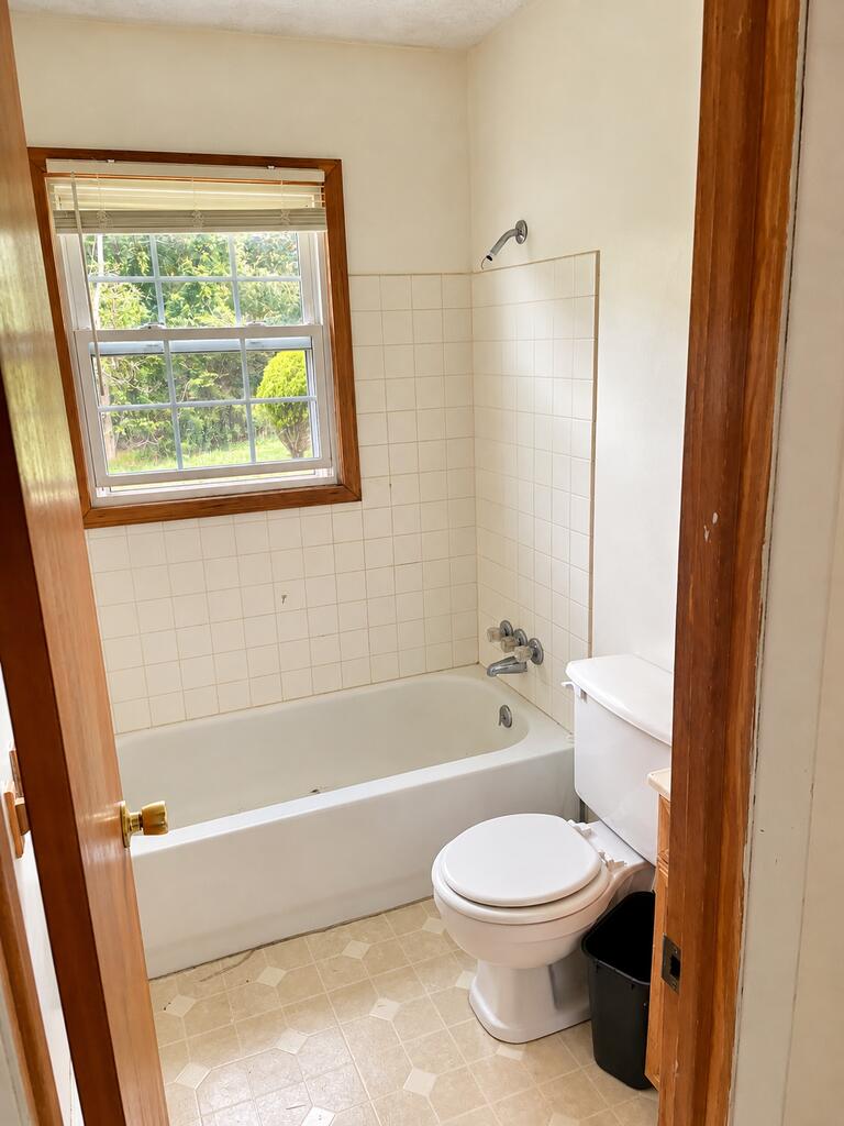1124 Tower Road Galax, VA 24333 - Photo 27 of 34 Gallery Image 27