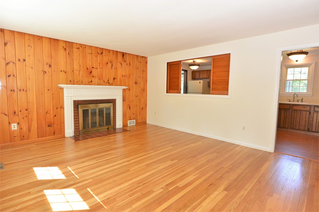 16 Reardon Road Hudson, MA 01749 - Photo 4 of 22 Gallery Image 4