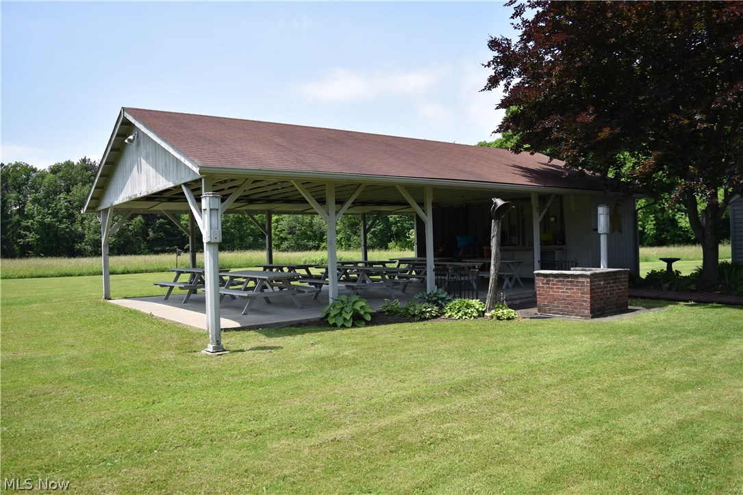 11230 Mayfield Road Chardon, OH 44024 - Photo 33 of 34 Common grounds....pavilion