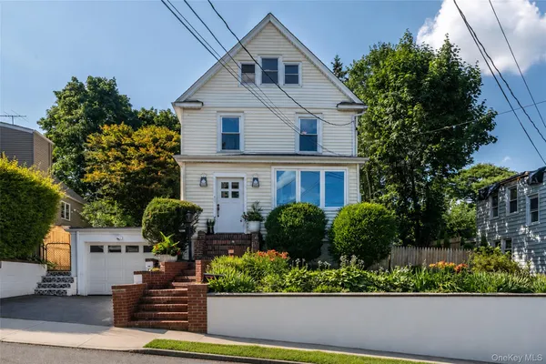 $7,800 | 1510 Park Avenue, Mamaroneck, NY 10543