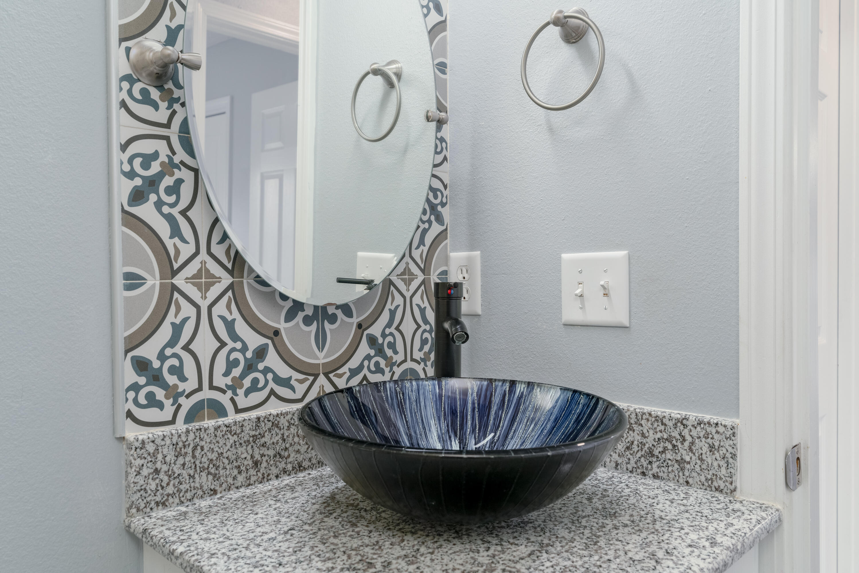 5191 Quince Avenue Crestview, FL 32539 - Photo 29 of 45 a view of entryway