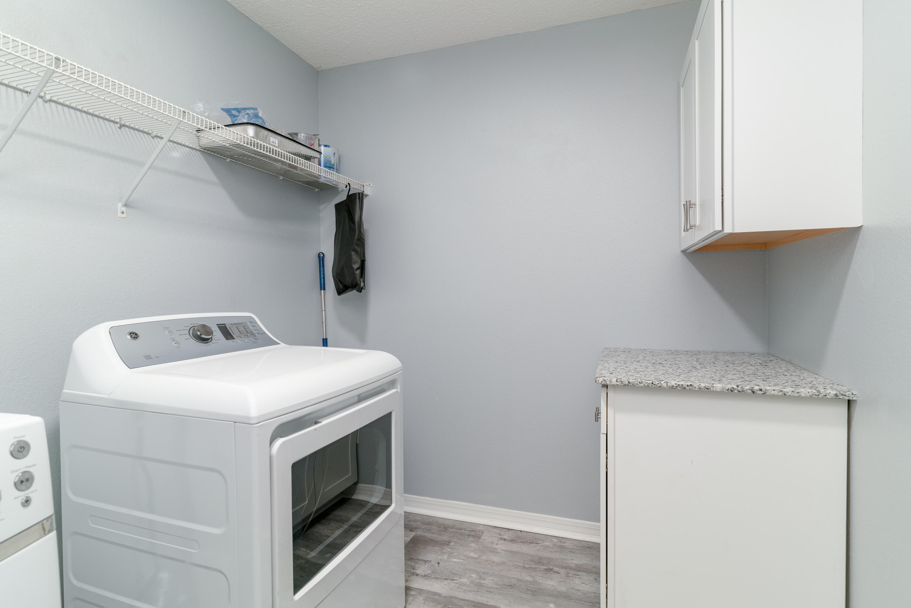 5191 Quince Avenue Crestview, FL 32539 - Photo 33 of 45 a utility room with dryer and washer