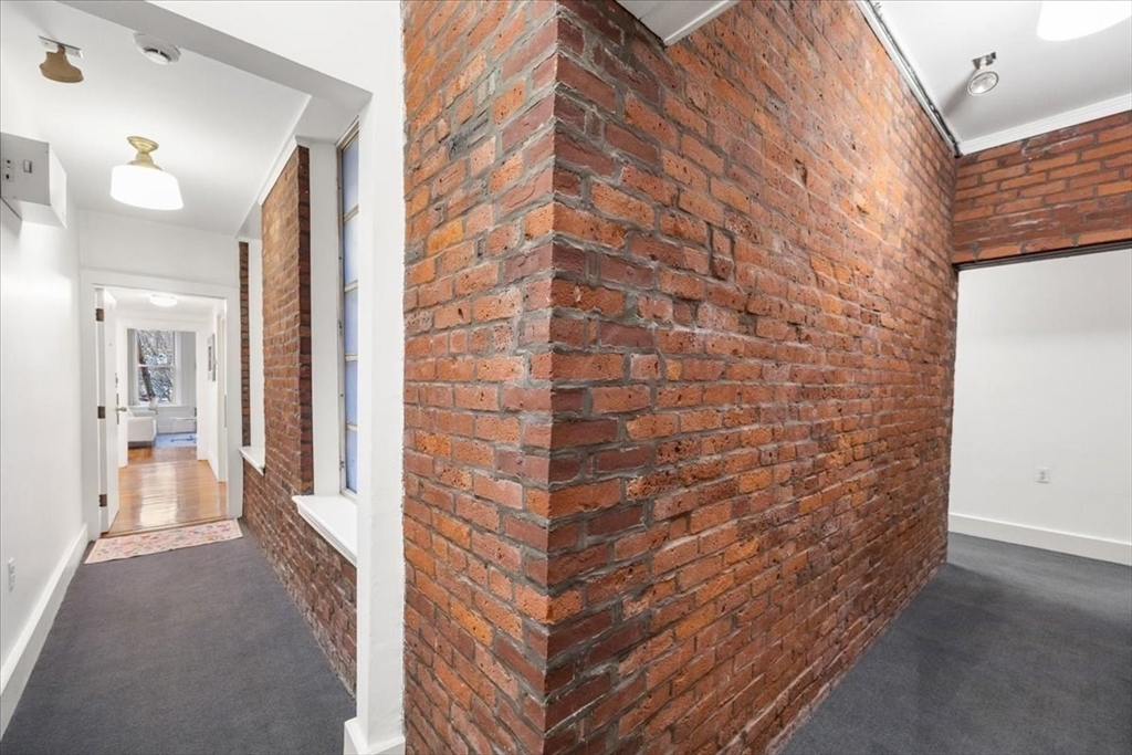 1064 Beacon Street, Unit 7 Brookline, MA 02446 - Photo 7 of 26