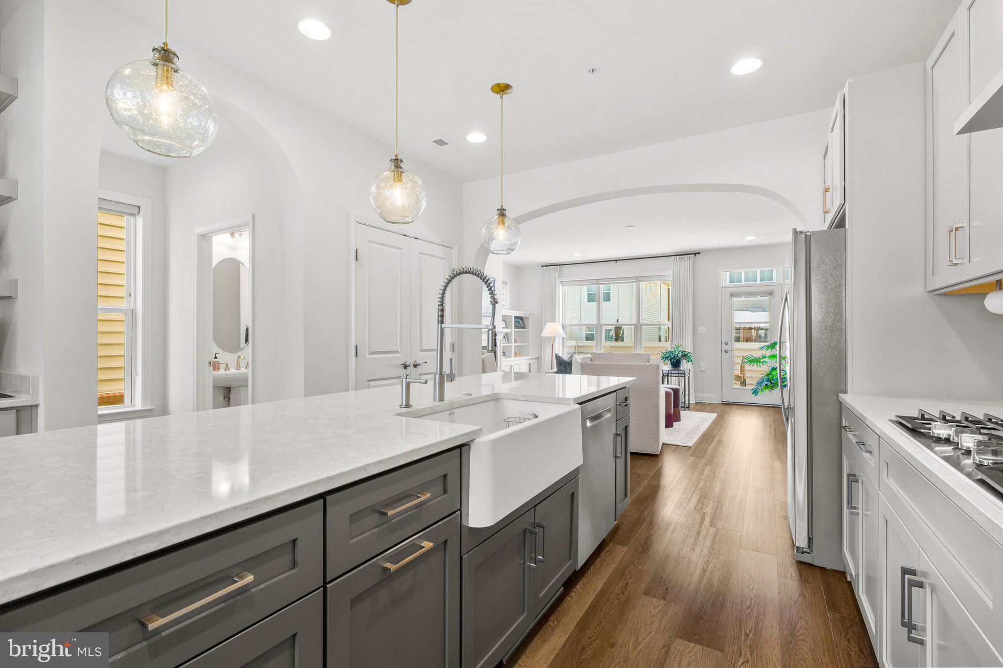 962 Holden Road Frederick, MD 21701 - Photo 8 of 53 Kitchen