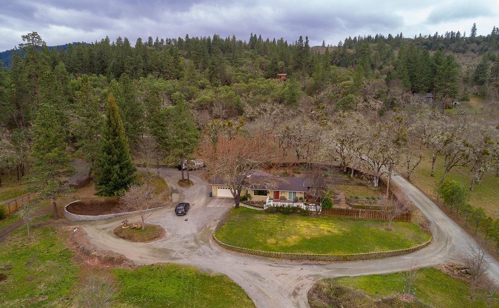 5215 Dark Hollow Road Medford, OR 97501 - Photo 2 of 35 Additional Photo