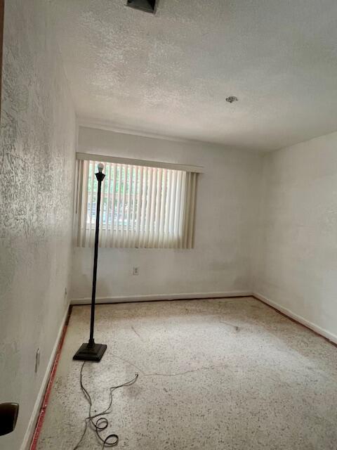 3930 Northwest 207 St Road Miami Gardens, FL 33055 - Photo 17 of 17 IMG_4939