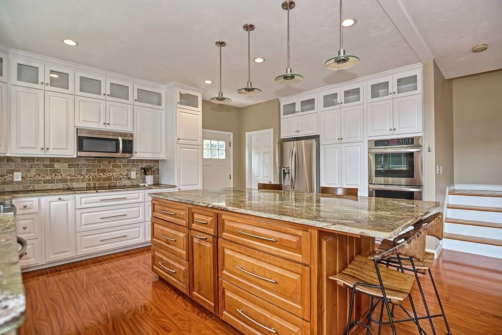 53 Mashapaug Road Holland, MA 01521 - Photo 5 of 40