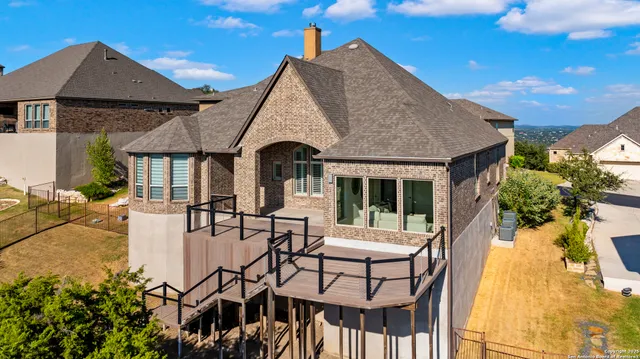 a view of house with a outdoor space