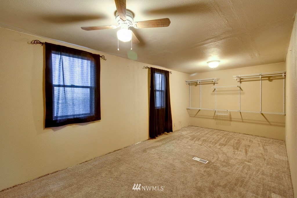 6588 Hart Road Prescott, WA 99348 - Photo 23 of 40