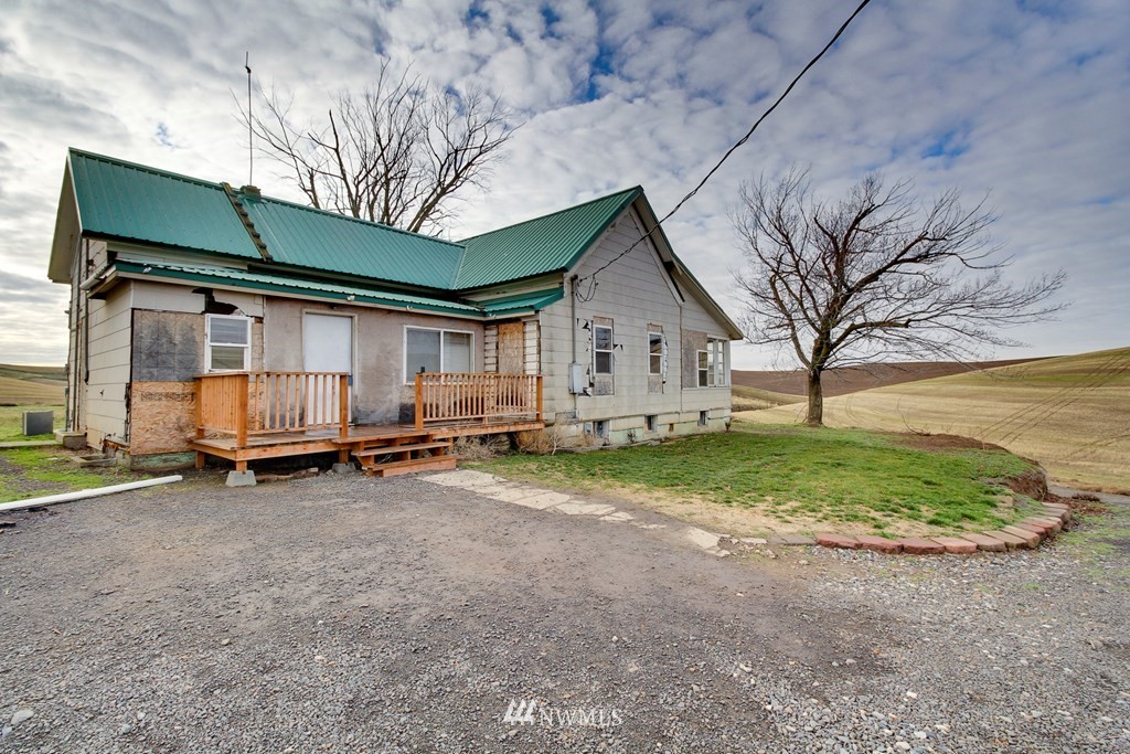 6588 Hart Road Prescott, WA 99348 - Photo 5 of 40