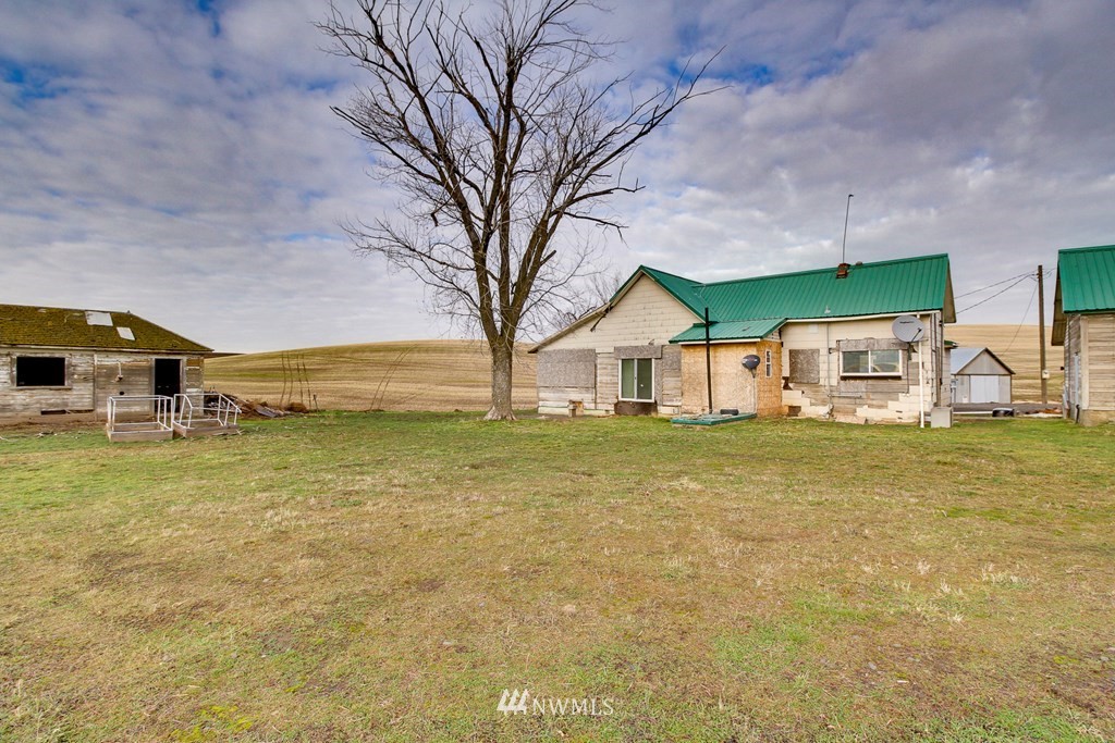 6588 Hart Road Prescott, WA 99348 - Photo 10 of 40