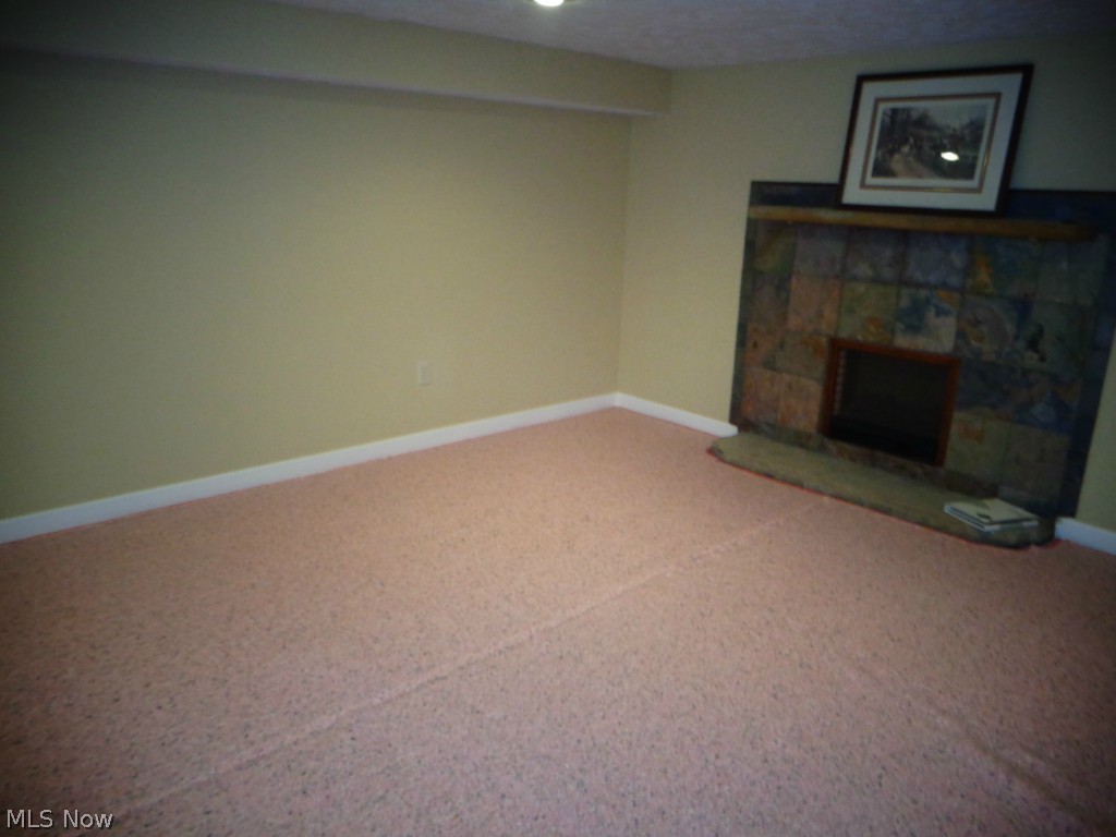 29205 White Road Wickliffe, OH 44092 - Photo 5 of 25 Gallery Image 5