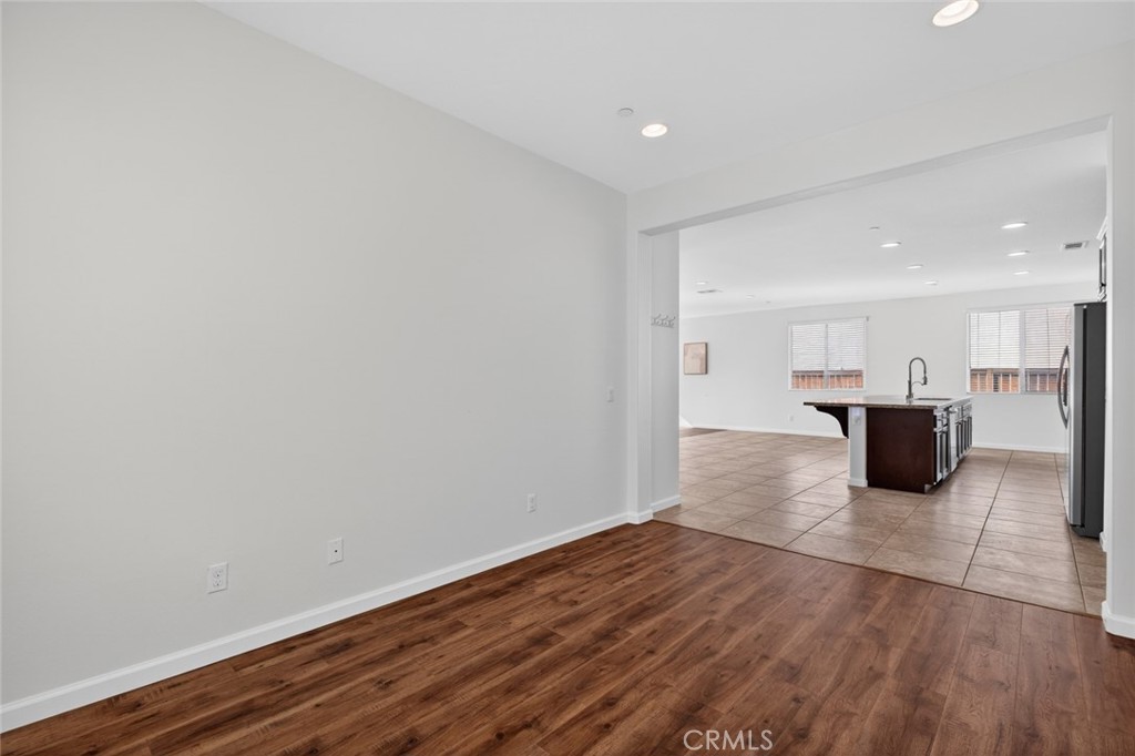 30167 Pine Needle Road Menifee, CA 92585 - Photo 16 of 37