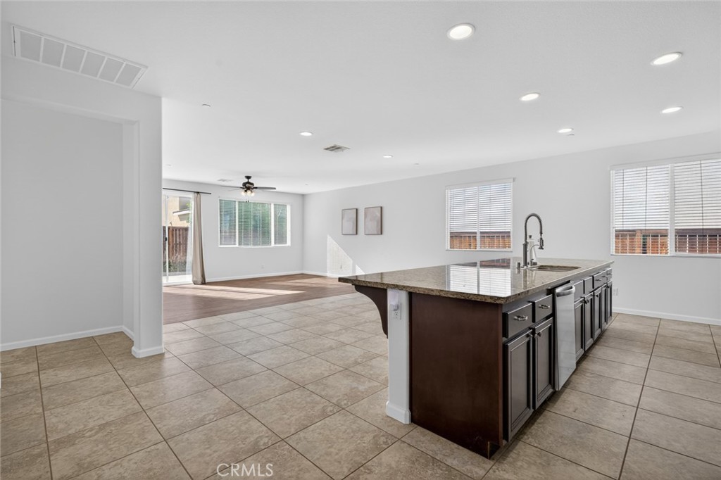 30167 Pine Needle Road Menifee, CA 92585 - Photo 4 of 37