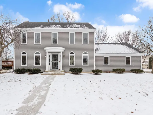 $384,900 | 1930 Sapphire Lane, Aurora, IL 60506