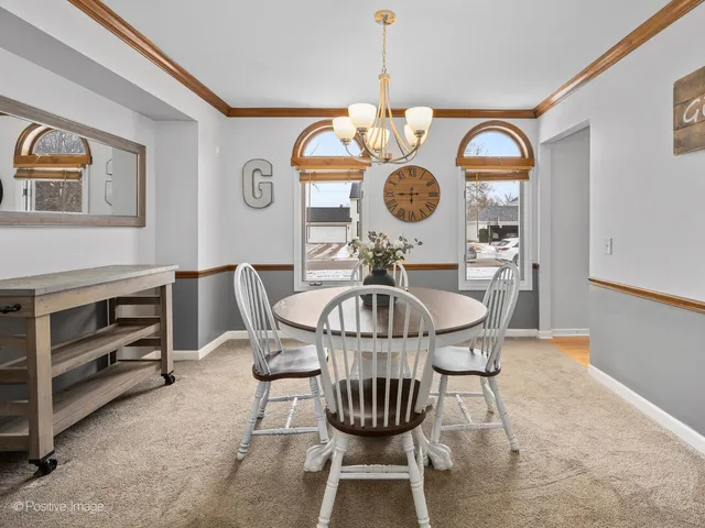 $384,900 | 1930 Sapphire Lane, Aurora, IL 60506