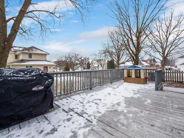 $384,900 | 1930 Sapphire Lane, Aurora, IL 60506