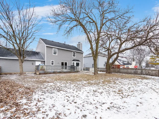 $384,900 | 1930 Sapphire Lane, Aurora, IL 60506