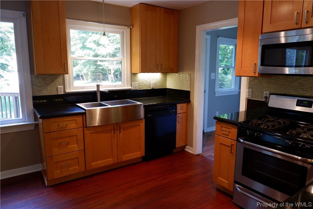 104 Warrens Pond Road Toano, VA 23168 - Photo 13 of 37 Gallery Image 13