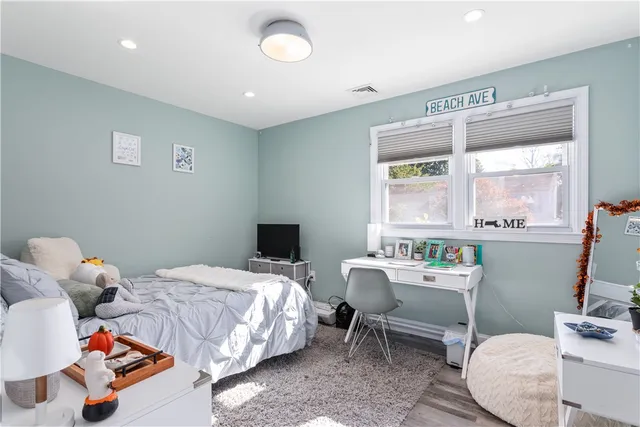 $1,800,000 | 4 James Street, Middletown, RI 02842