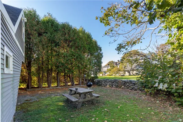 $1,800,000 | 4 James Street, Middletown, RI 02842