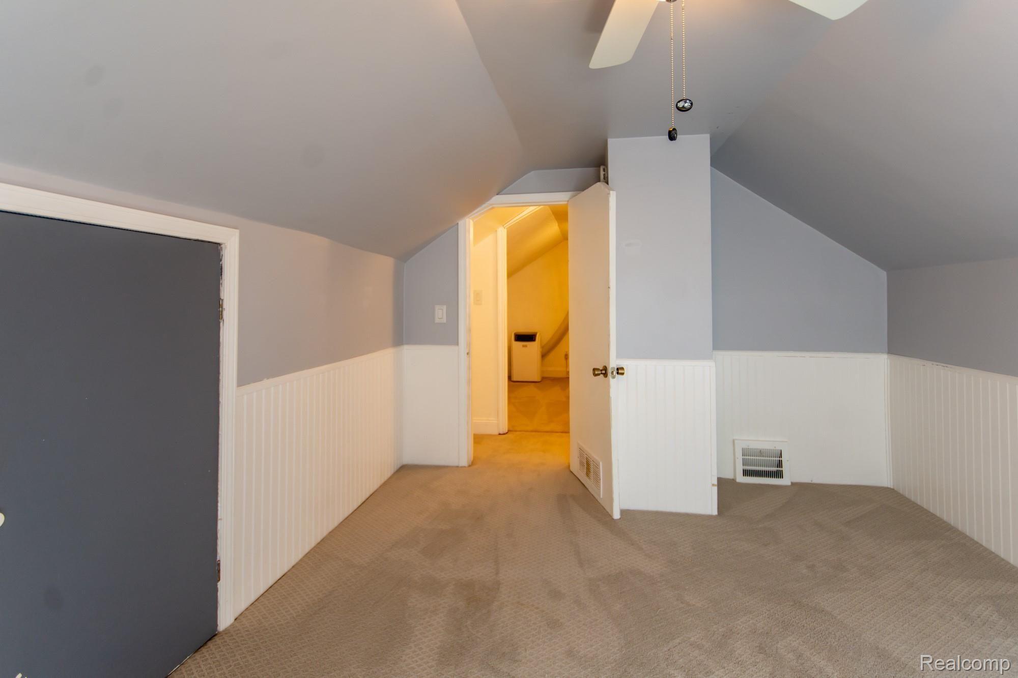 20621 Clark Road Belleville, MI 48111 - Photo 17 of 42 DSC_7517.jpg