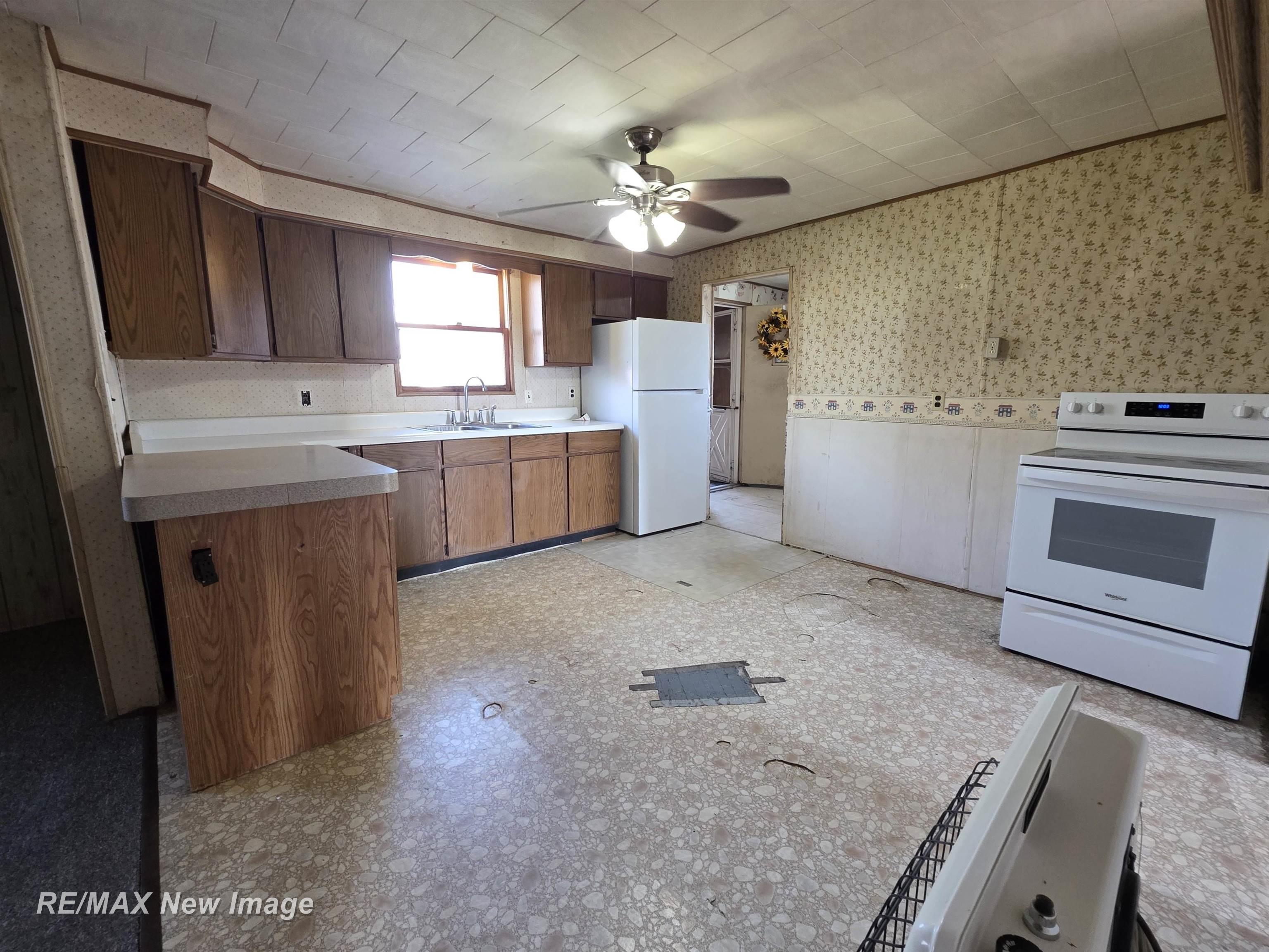 13740 South Merrill Road Brant, MI 48614 - Photo 4 of 18