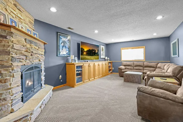 $549,900 | 6161 144th Lane Northwest, Anoka, MN 55303