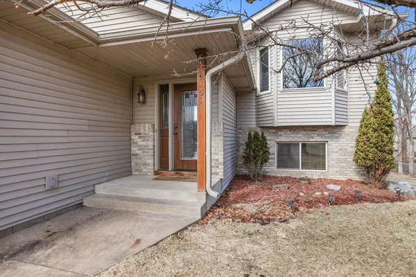 $549,900 | 6161 144th Lane Northwest, Anoka, MN 55303